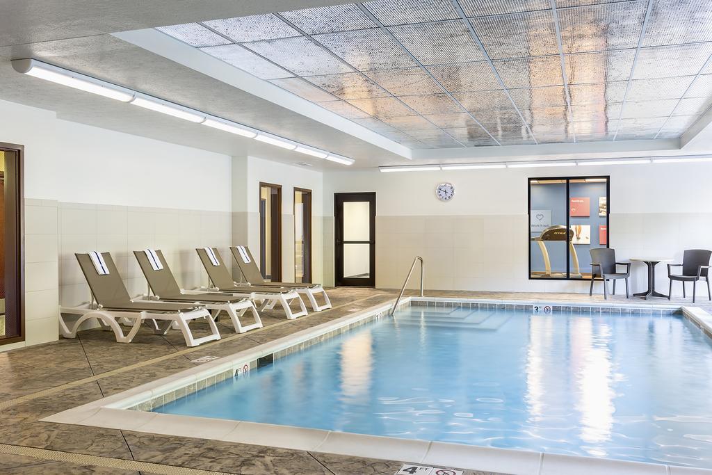 Comfort Suites Hartville-North Canton Uniontown Экстерьер фото